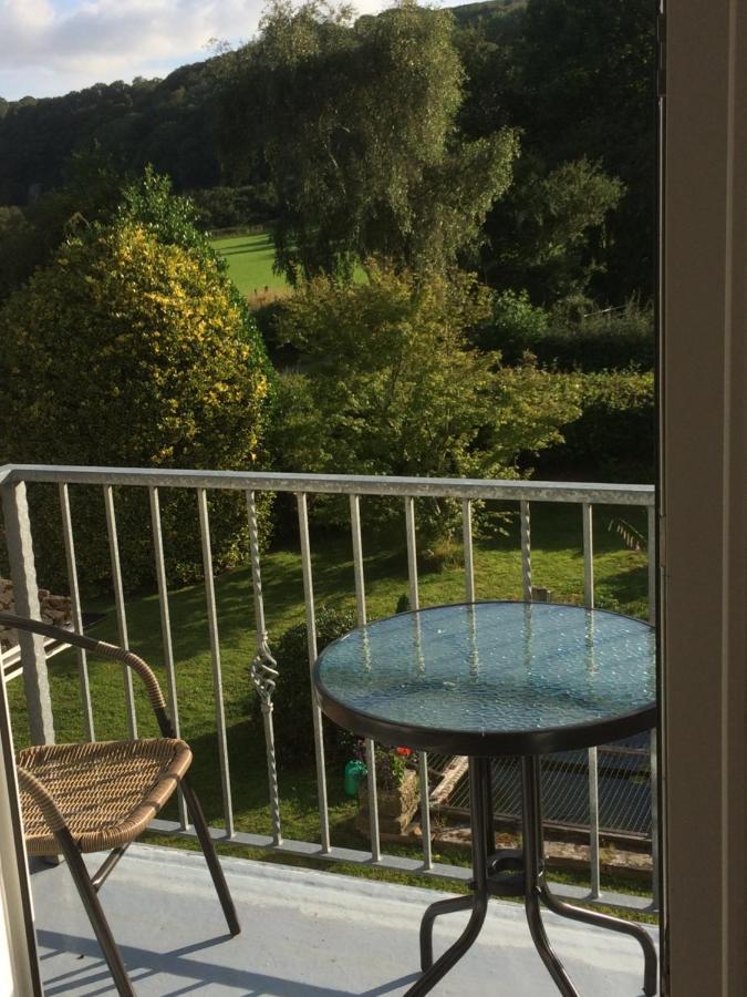 Llyswen Large Bedroom In Top Part Of Bungalow With Garden View And Balcony Sleeps Three Aberystwyth Exterior photo